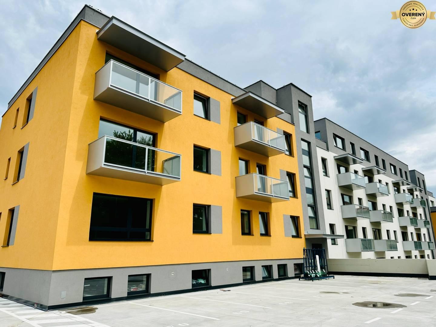Obchodný priestor na Rudlovskej ceste – 84 m², novostavba, Banská Bystrica
