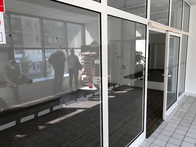 Priestor 36,6 m2 - dve miestnosti - na poschodí v AFK ! – fotka 2