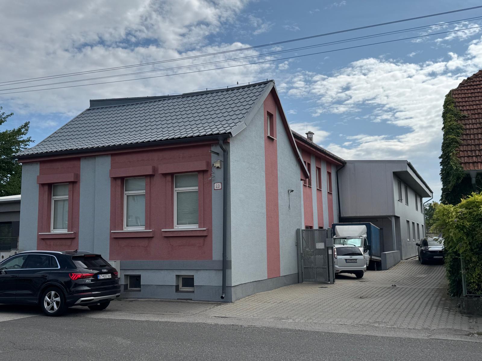 Polyfunkčná budova – obchod, služby, výroba, sklady – fotka 2