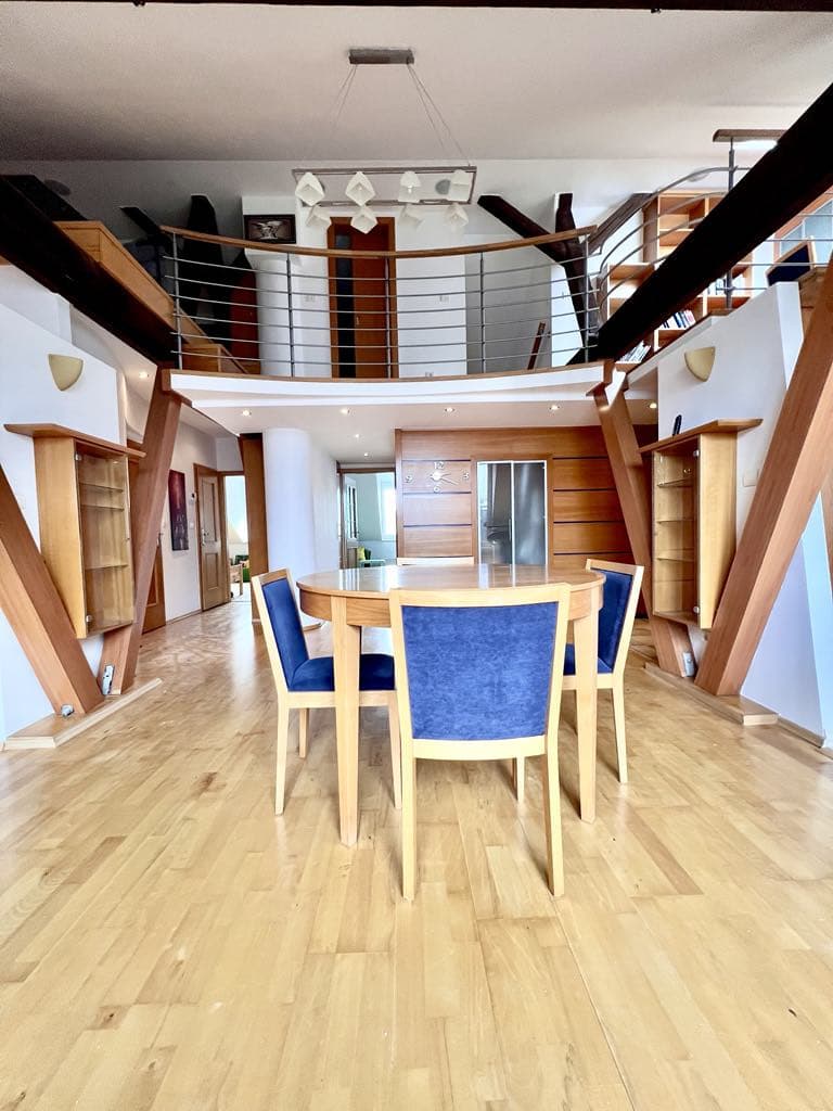 PREDAJ -veľký priestranný mezonet pre rodinu alebo skvelá investícia na Airbnb – fotka 2
