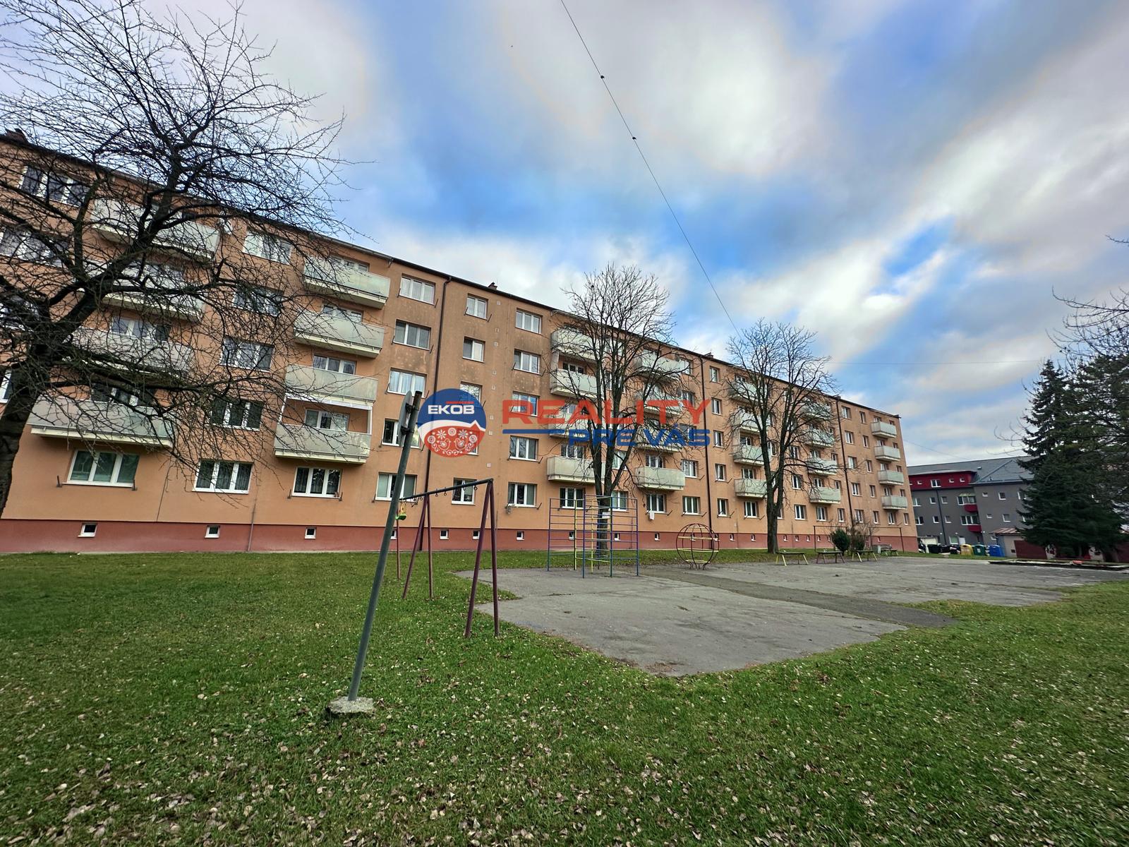 3 izbový byt s  možnosťou vlastnej úpravy centrum Púchov – fotka 2