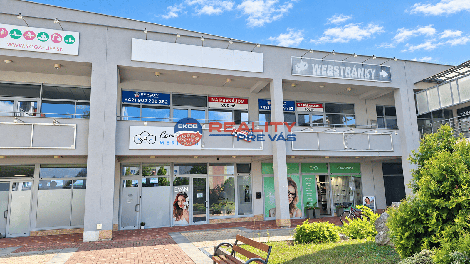 Nádherný presklený priestor v centre mesta  Púchov    100m2 – fotka 2