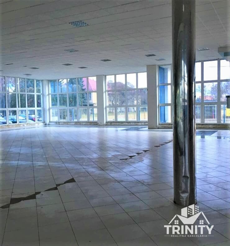 Na predaj skladové priestory v meste Hurbanovo – fotka 2
