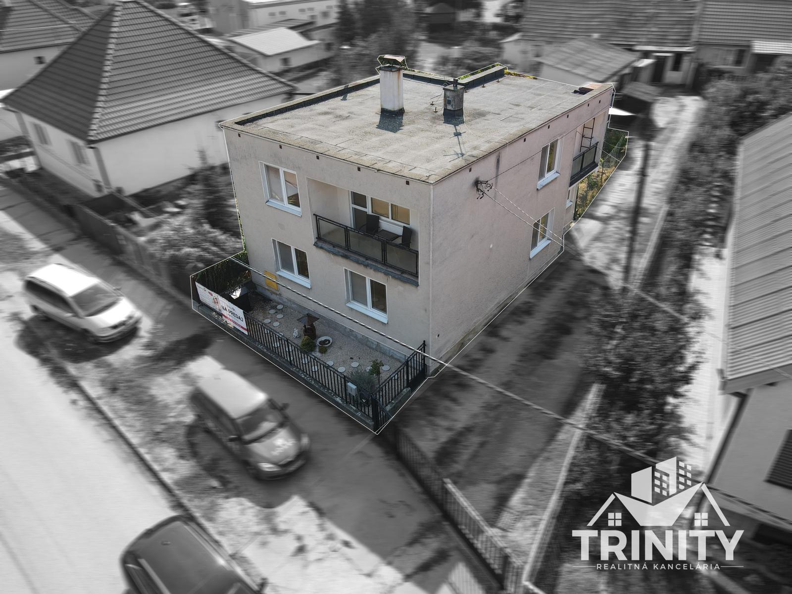 Na predaj 6-izbový rodinný dom v tichej lokalite v meste Šurany, EXKLUZÍVNE