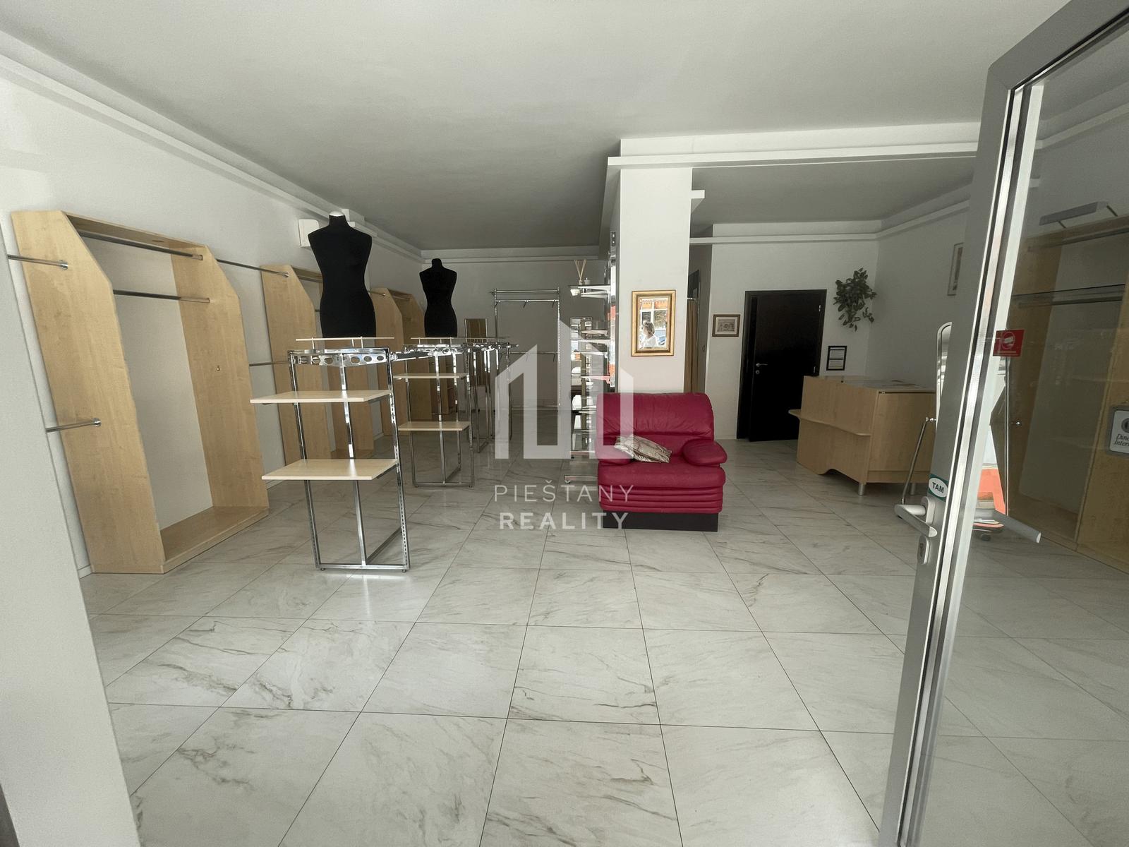 PRENÁJOM | OBCHODNÝ PRIESTOR 64 m² V CENTRE PIEŠŤAN – ENZO
