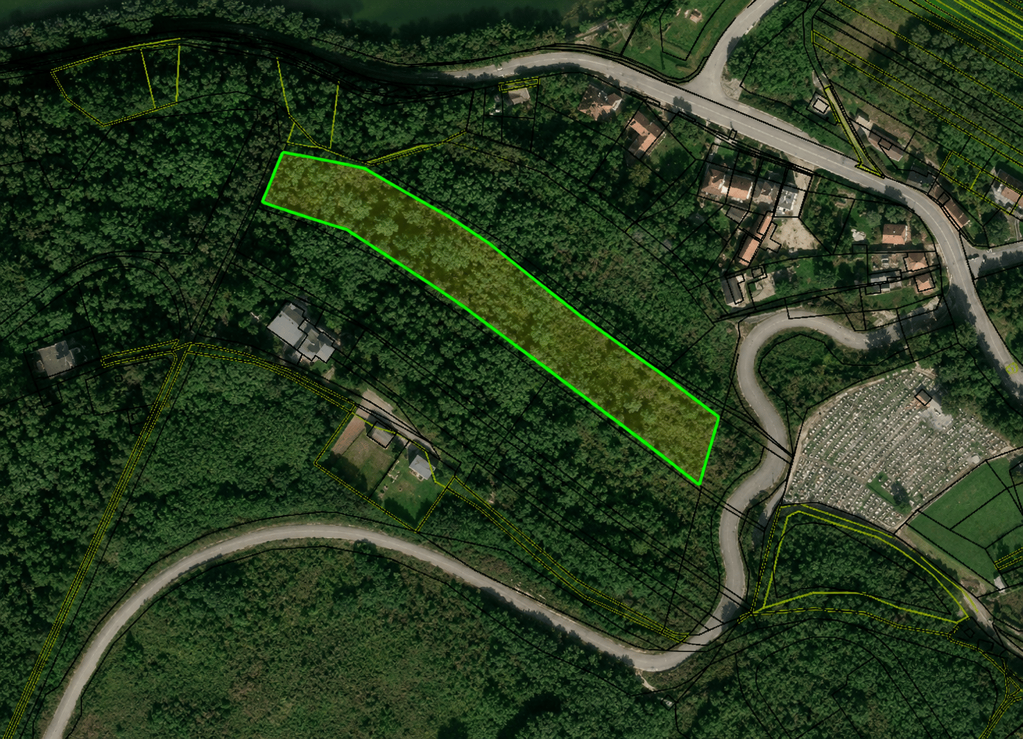 NA PREDAJ! Pozemok v obci Banka pri Piešťanoch - 11 855m²