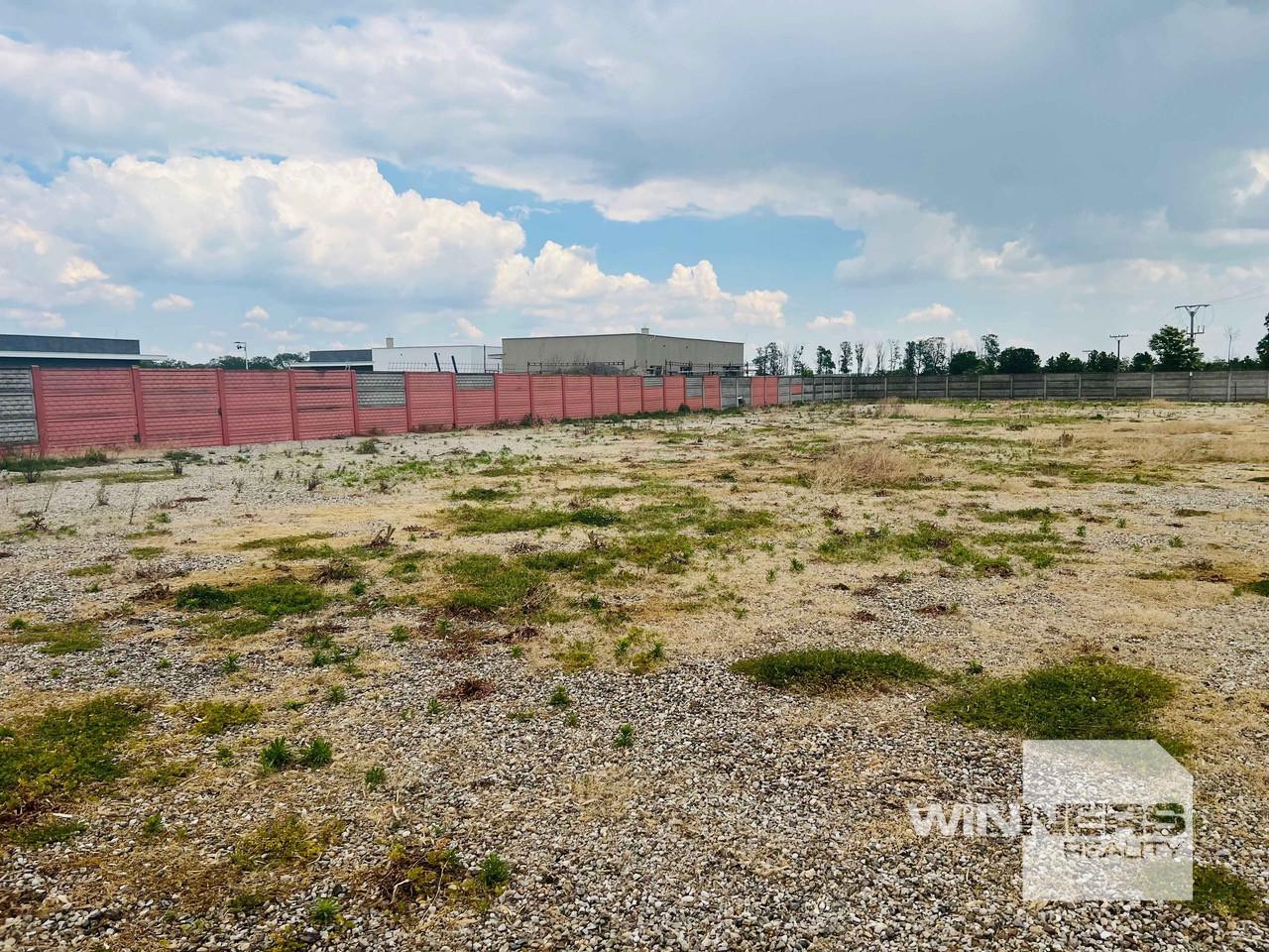 Na  predaj stavebný pozemok 4011 m2, Michal na Ostrove, okres Dunajská Streda