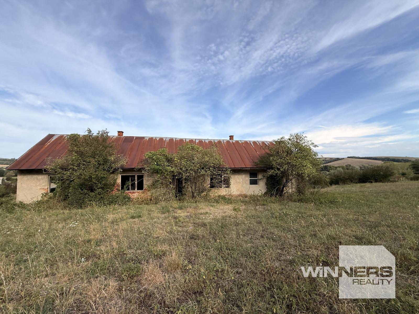 Na predaj objekt (124 m²) s dobrou polohou medzi Humenným a Vranovom