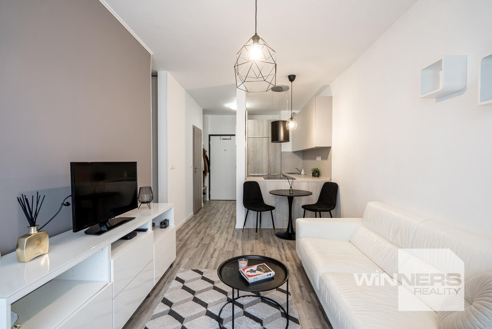NA PREDAJ moderný 1,5-izbový byt s priestranným balkónom v projekte Slnečnice Zóna Mesto