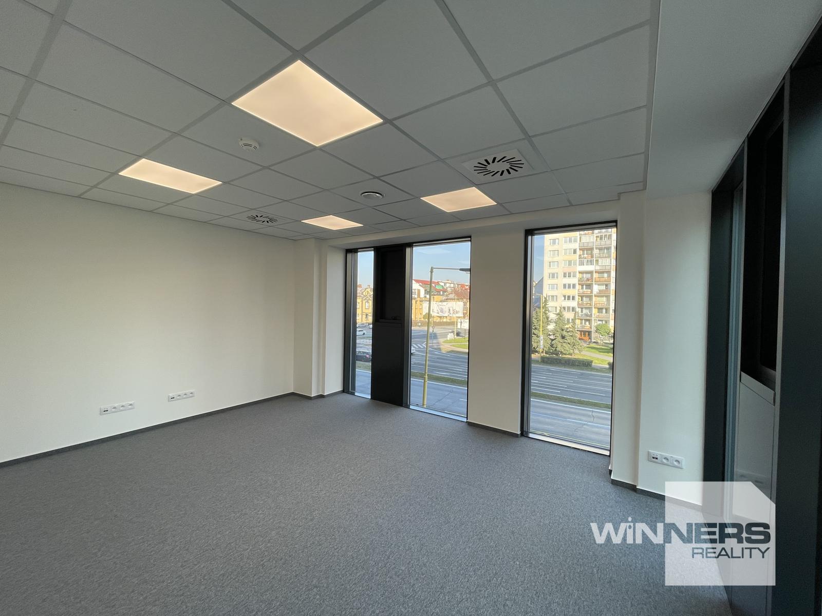Na prenájom moderné priestory o výmere 98,74 m2 v business centre DUETT II v centre mesta Košice – fotka 2