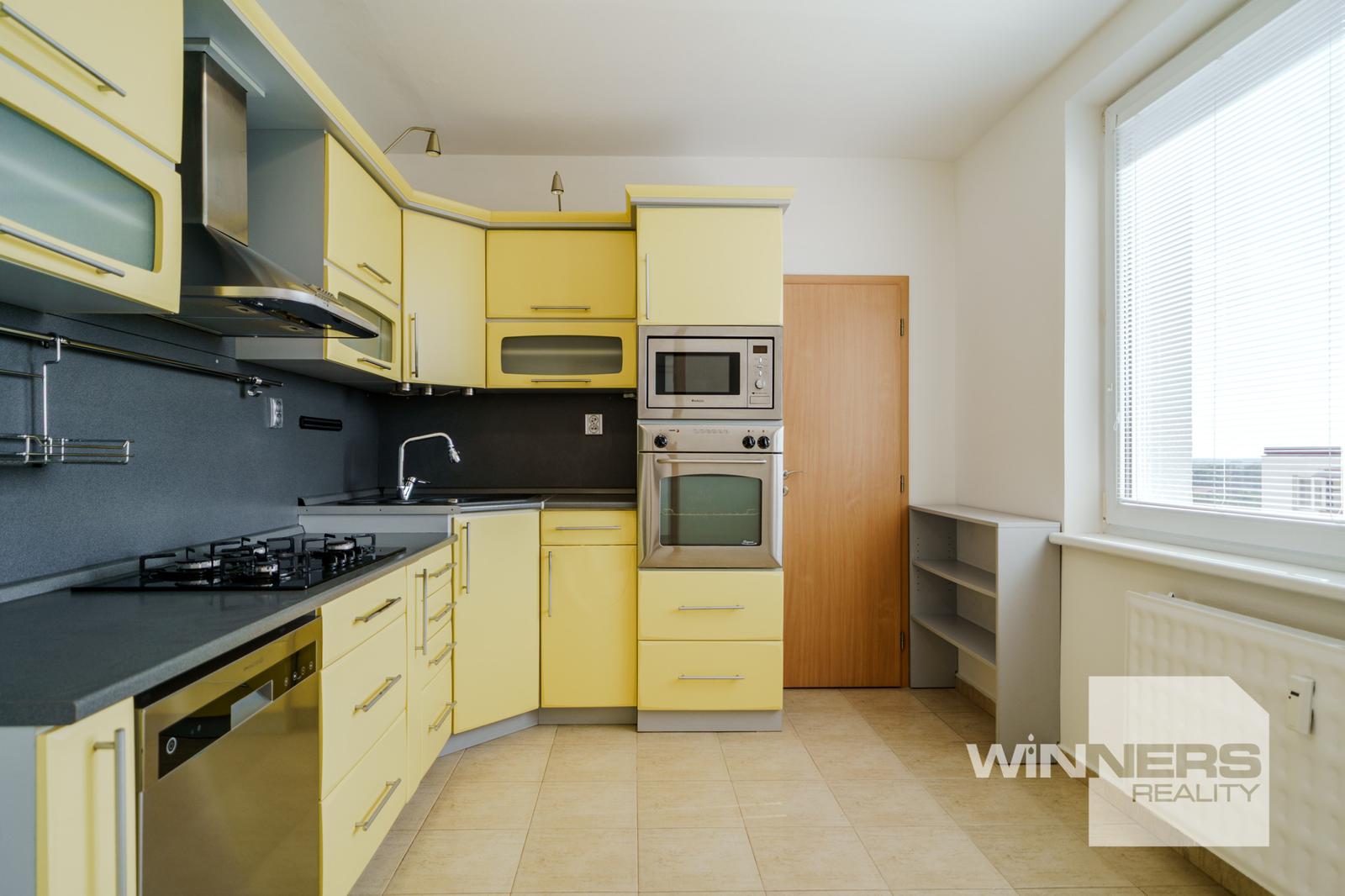 PREDAJ: 4-IZB. BYT PO REKONŠTRUKCII – 80 M², HOLÍČ , OKAMŽITÉ NASŤAHOVANIE, KLIMATIZÁCIA, KRYTÝ BALKÓN