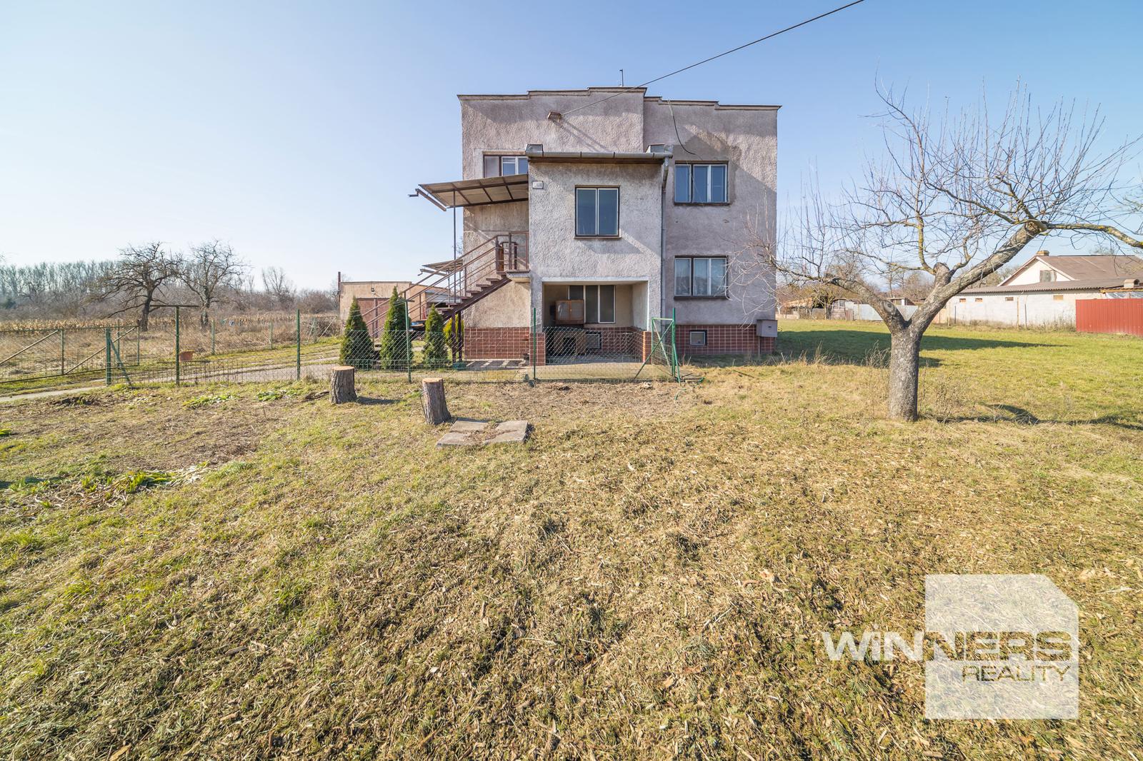 Dvojgeneračný RD  na predaj ● 5 izieb ● okrajová časť obce Veľká Ida – fotka 2