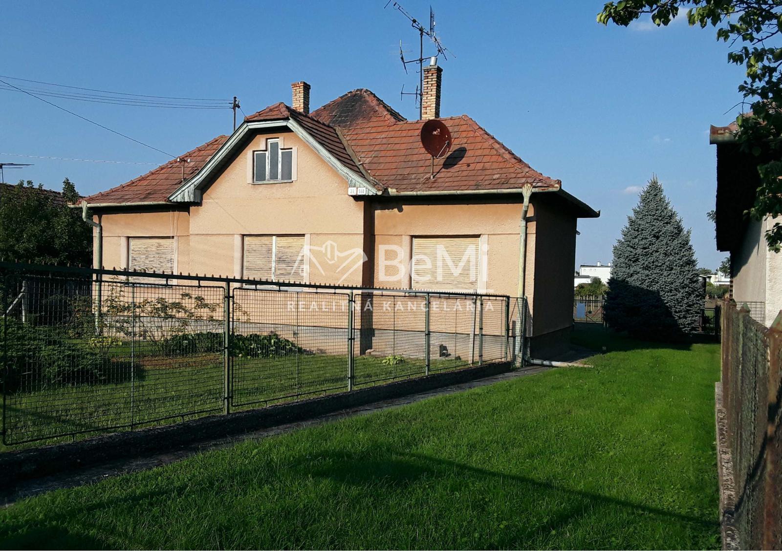 Predaj rodinný dom, veľký pozemok, obec Veľký Kýr  (1069-12-RP)