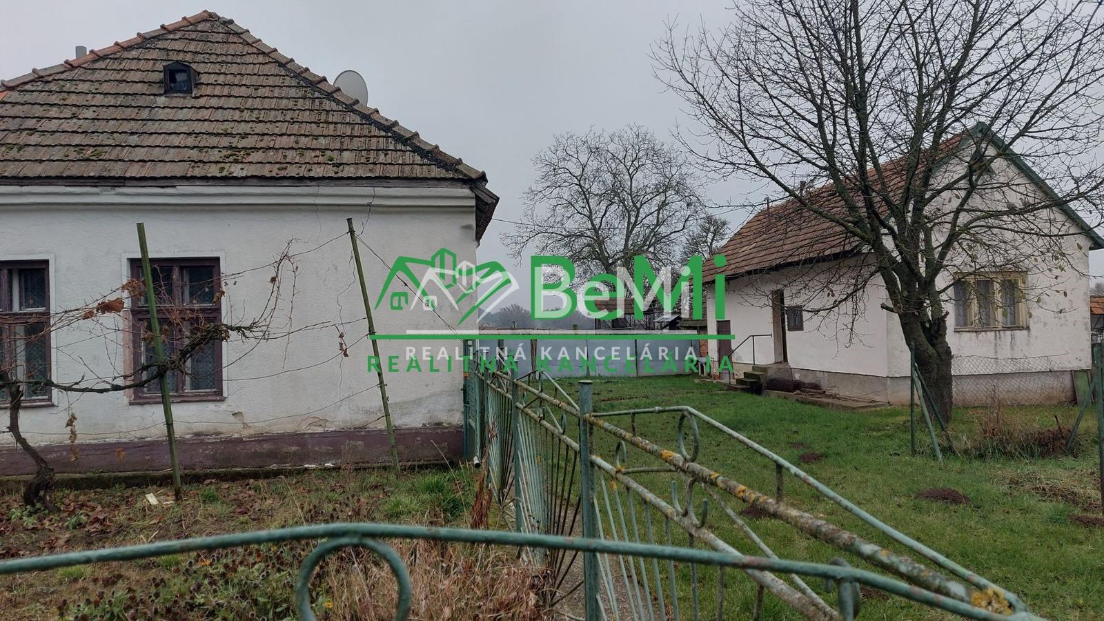 Predaj starší rodinný dom, Alekšince, pozemok 2750m2,  Nitra (202-12-JUF)
