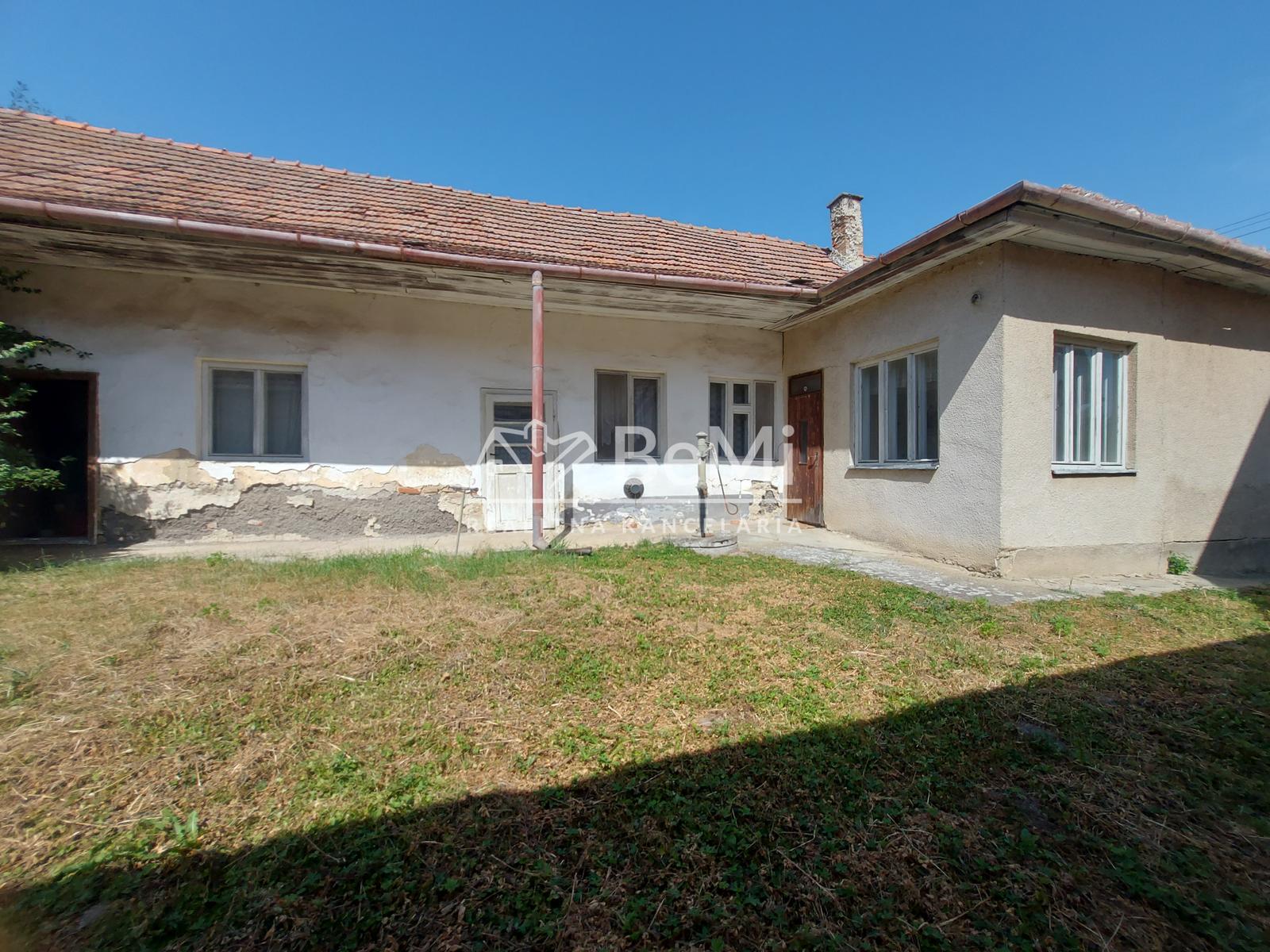 Rezervovaný!Predaj starší rodinný dom obec Lukáčovce pri Nitre(253-12-JUF) – fotka 2