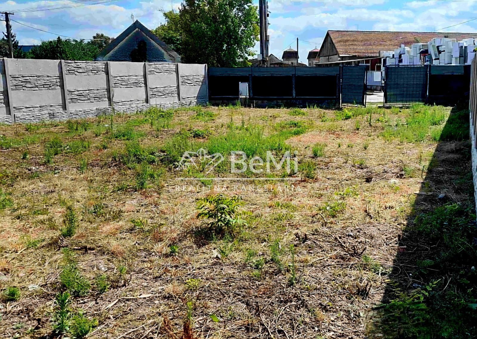 Slnečný pozemok - Sládkovičovo - 328 m2 ID 012-14-NIBA