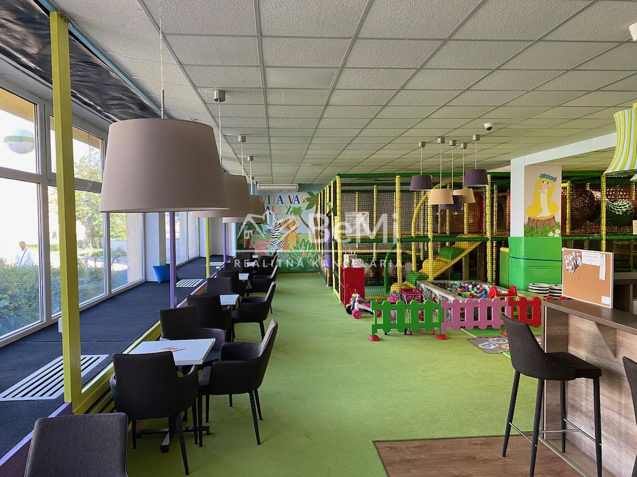 Odstúpenie,  detské centrum s kaviarňou - Levice (007-18-SIHA)