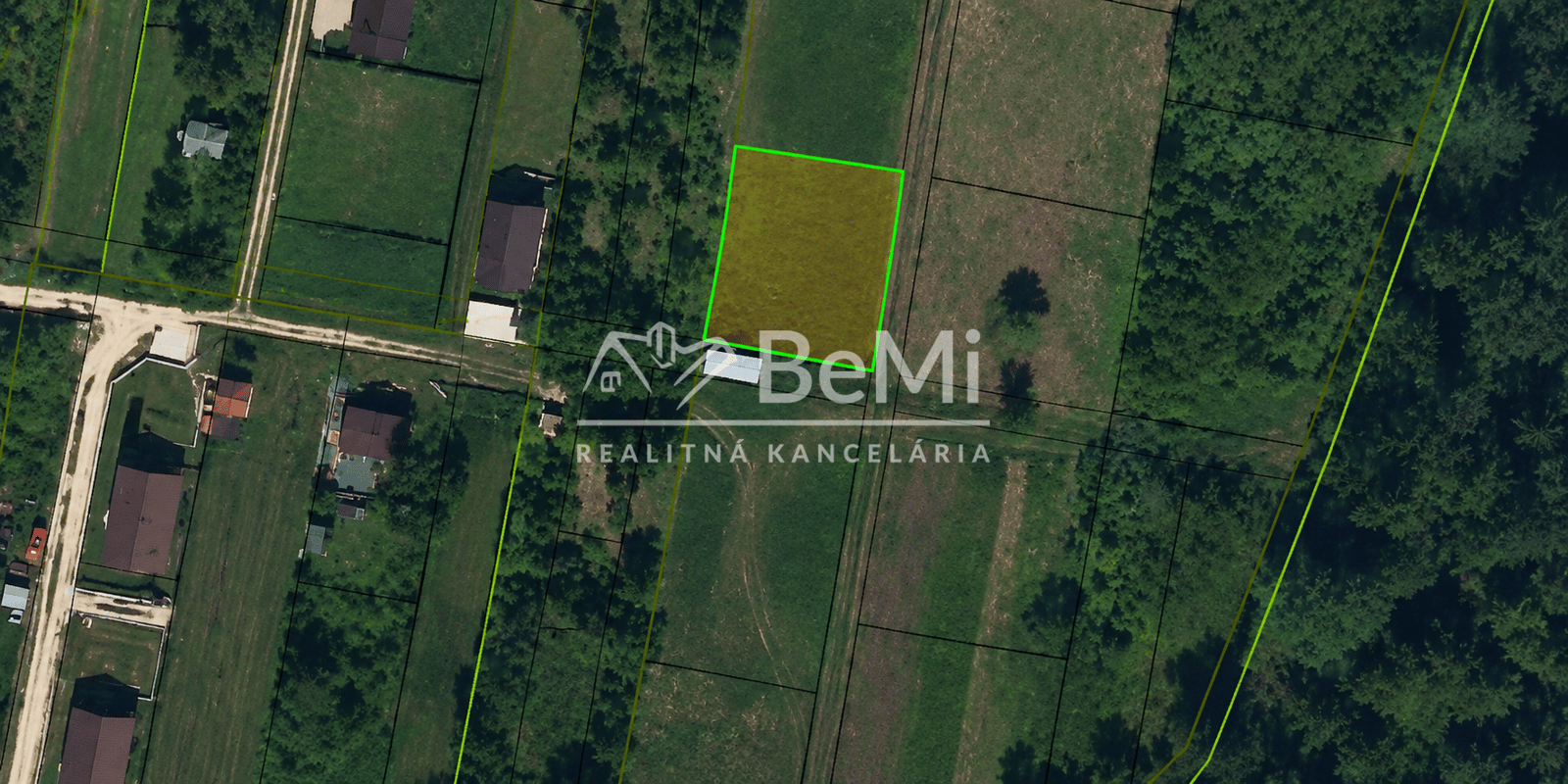 Predaj, investičný pozemok 441m²- Podhájska (051-14-SIHA)