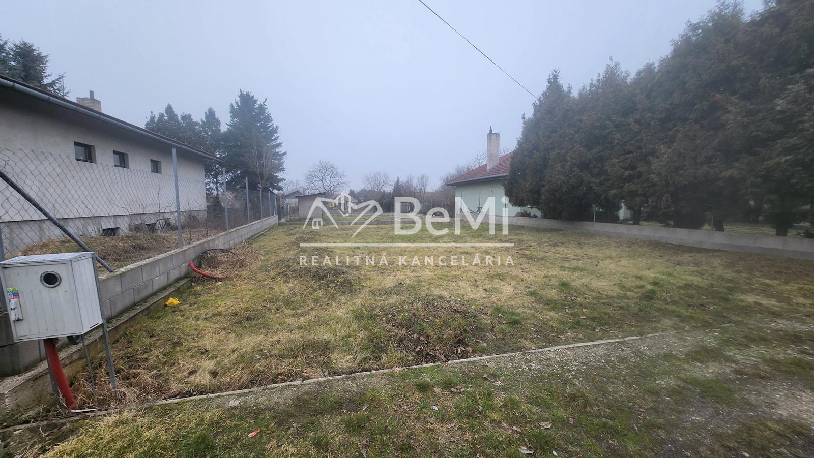 Predaj, stavebný pozemok - Jur nad Hronom (010-14-MIMI) – fotka 2
