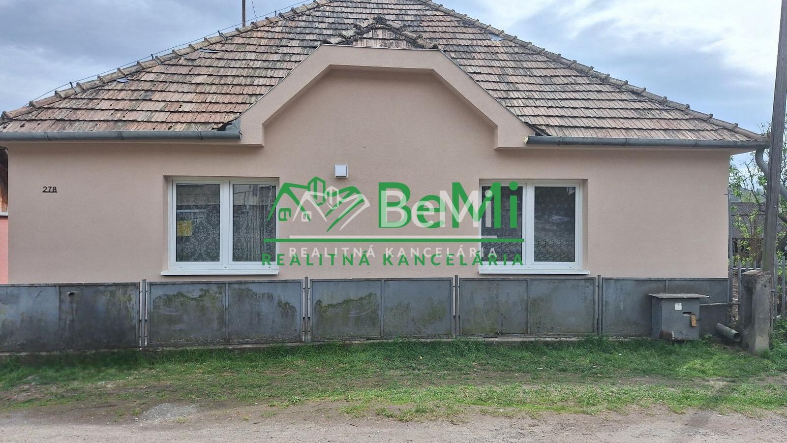 Predaj rodinného domu - Plášťovce (026-12-HEKAa)