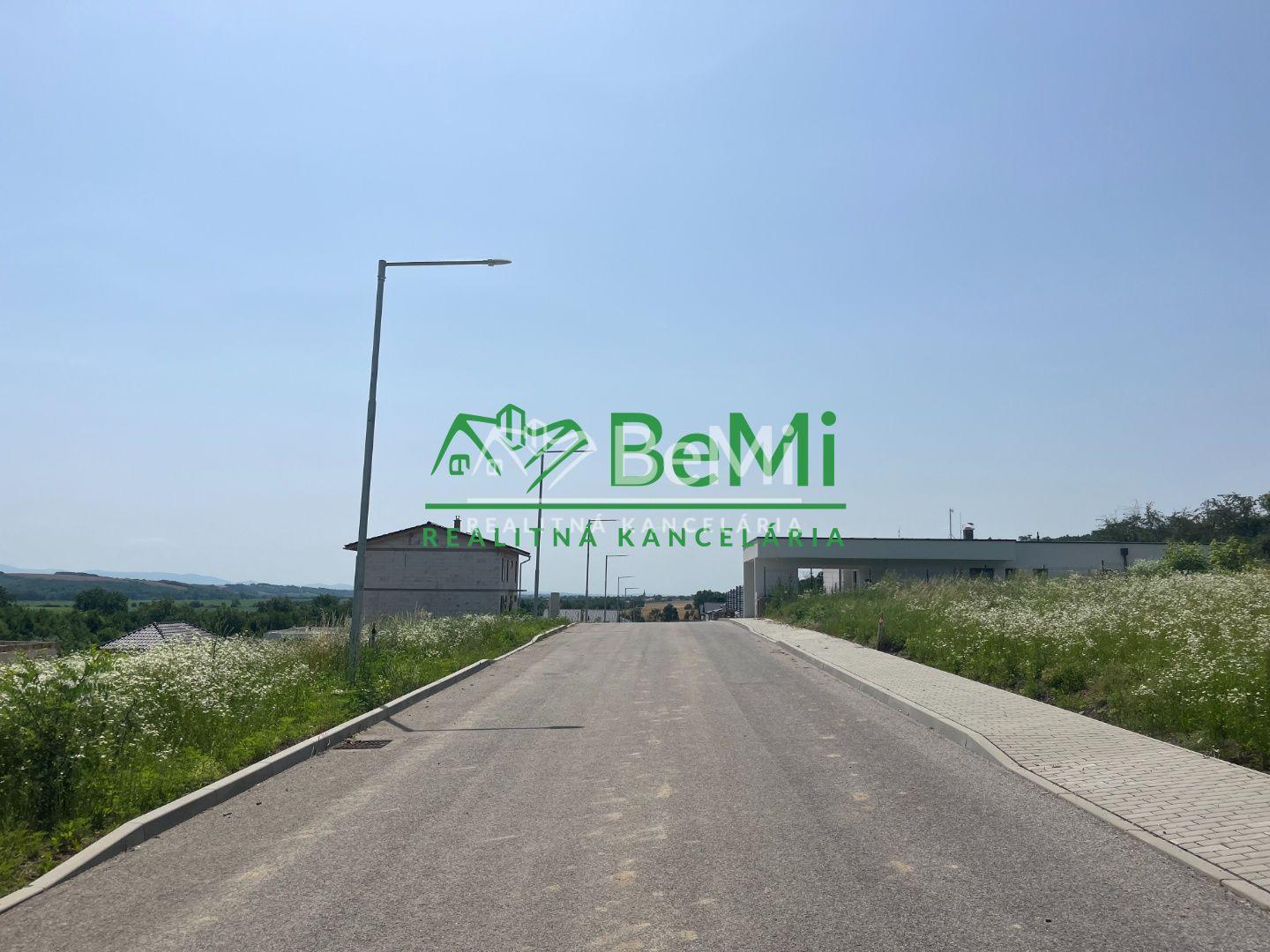 Predaj pozemok na stavbu domu -  Levice, časť Kalinčiakovo ( 029-14-MIJKa) – fotka 2