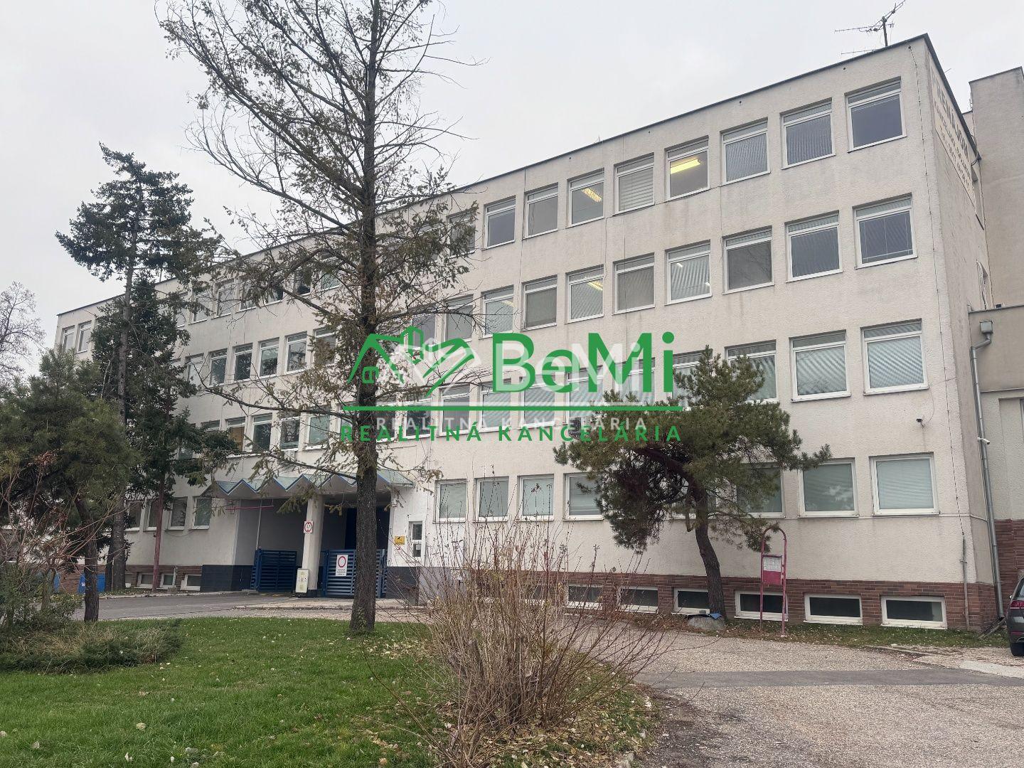 NA PRENÁJOM – kancelárske priestory od 18 do 37 m2, Nitra – Chrenová – fotka 2