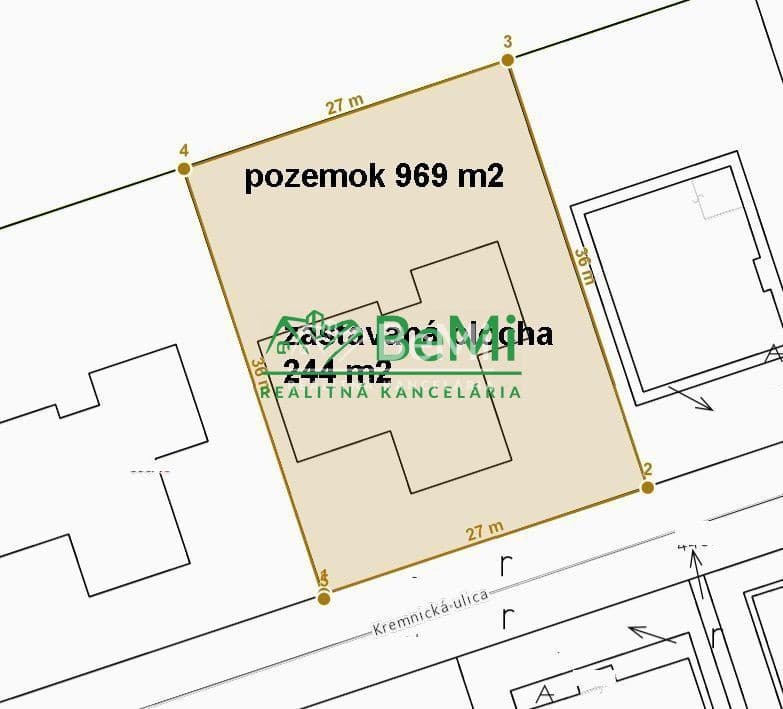 Pozemok (969 m2) so stavebným povolením+ projekt Malý Lapáš – fotka 2