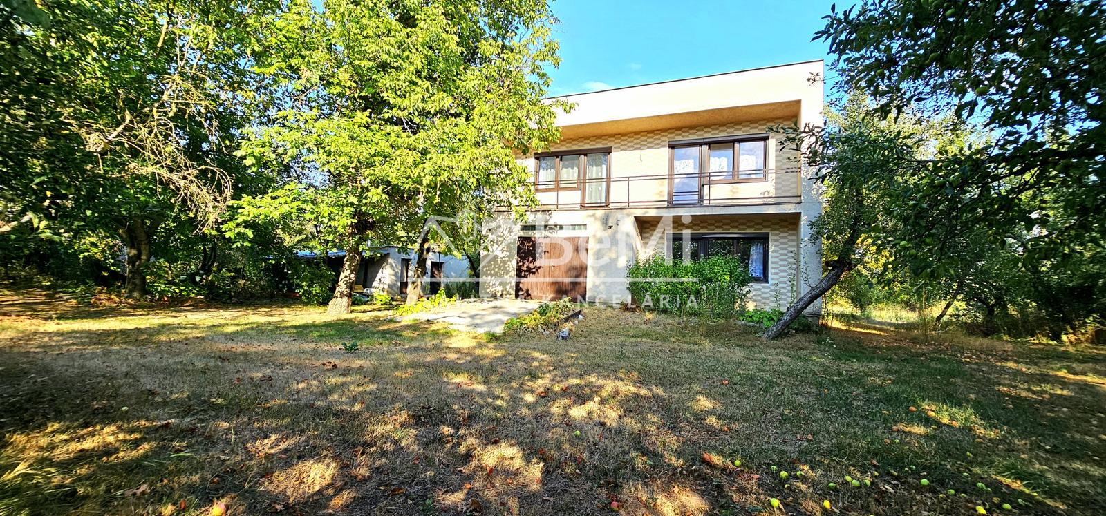RODINNÝ DOM S VEĽKORYSÝM POZEMKOM 4182m2 - NA PREDAJ
