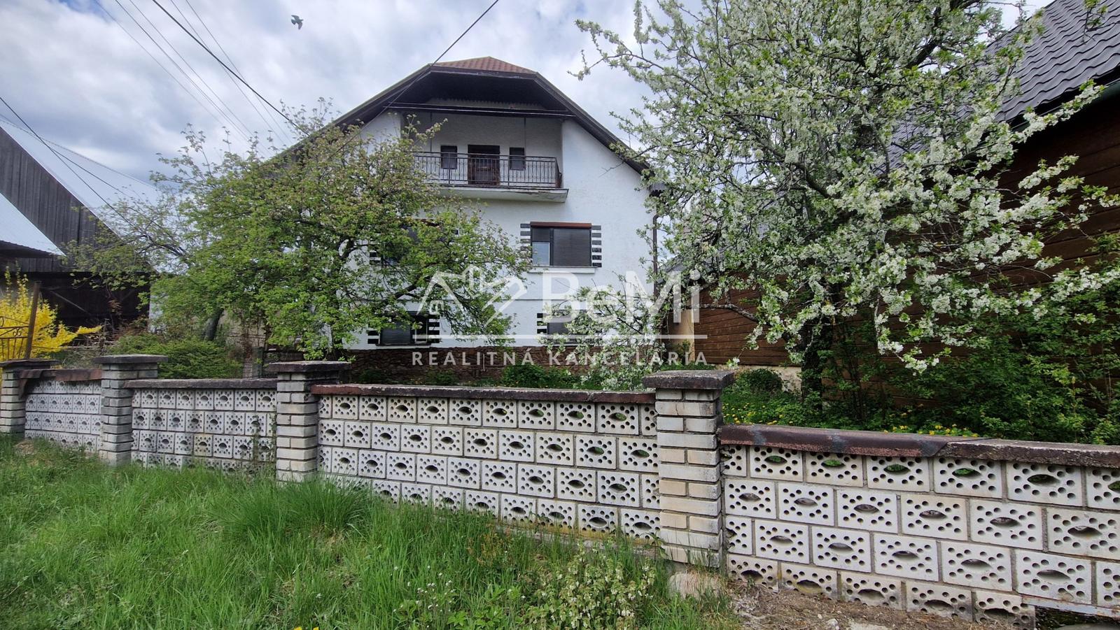 V Ý H O D N E NA PREDAJ DOM V REJDOVEJ ZA 75900,-Eur -PREDAJ