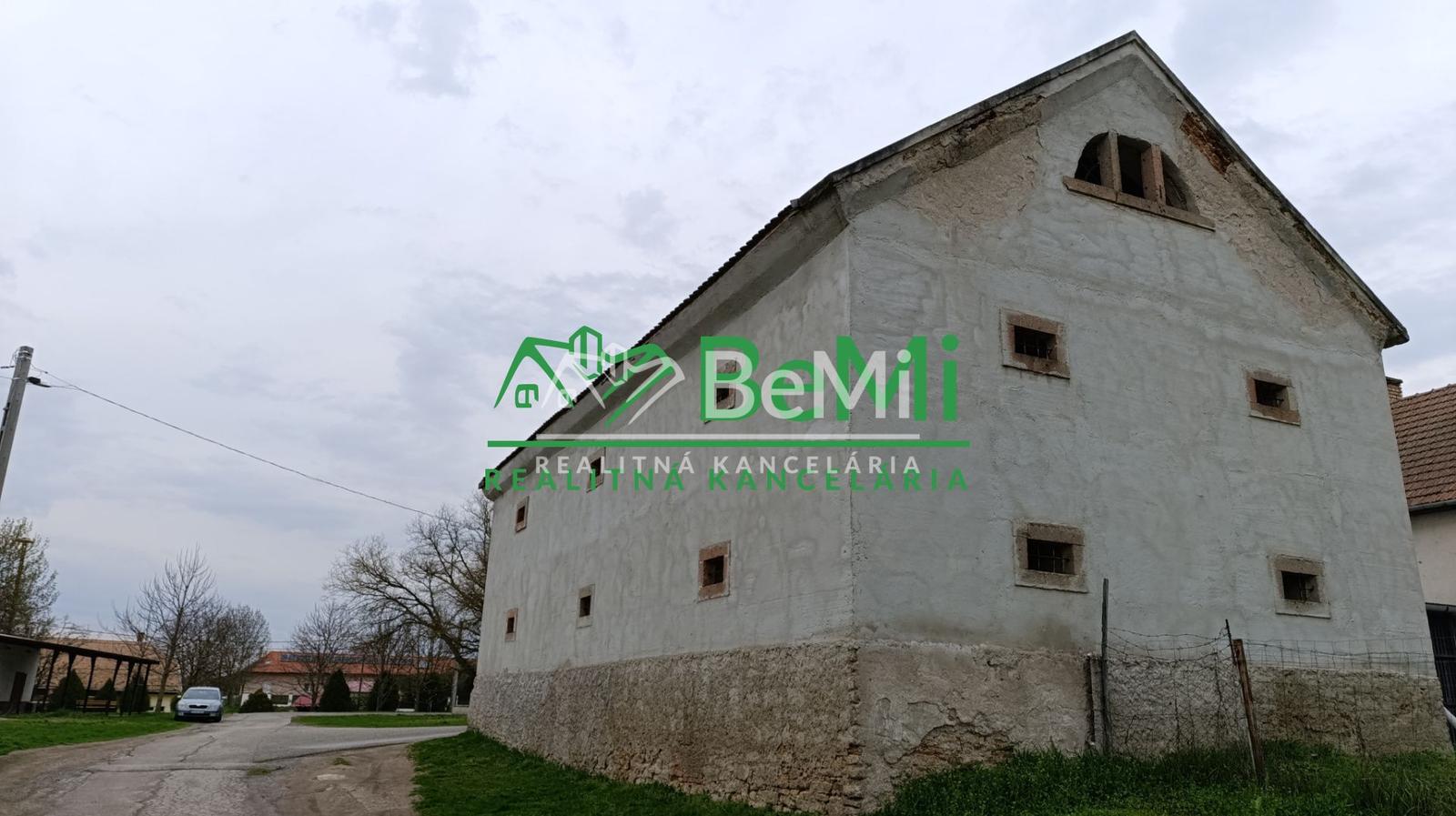Budova v obci  PERE -NA PREDAJ za 52000,-Eur