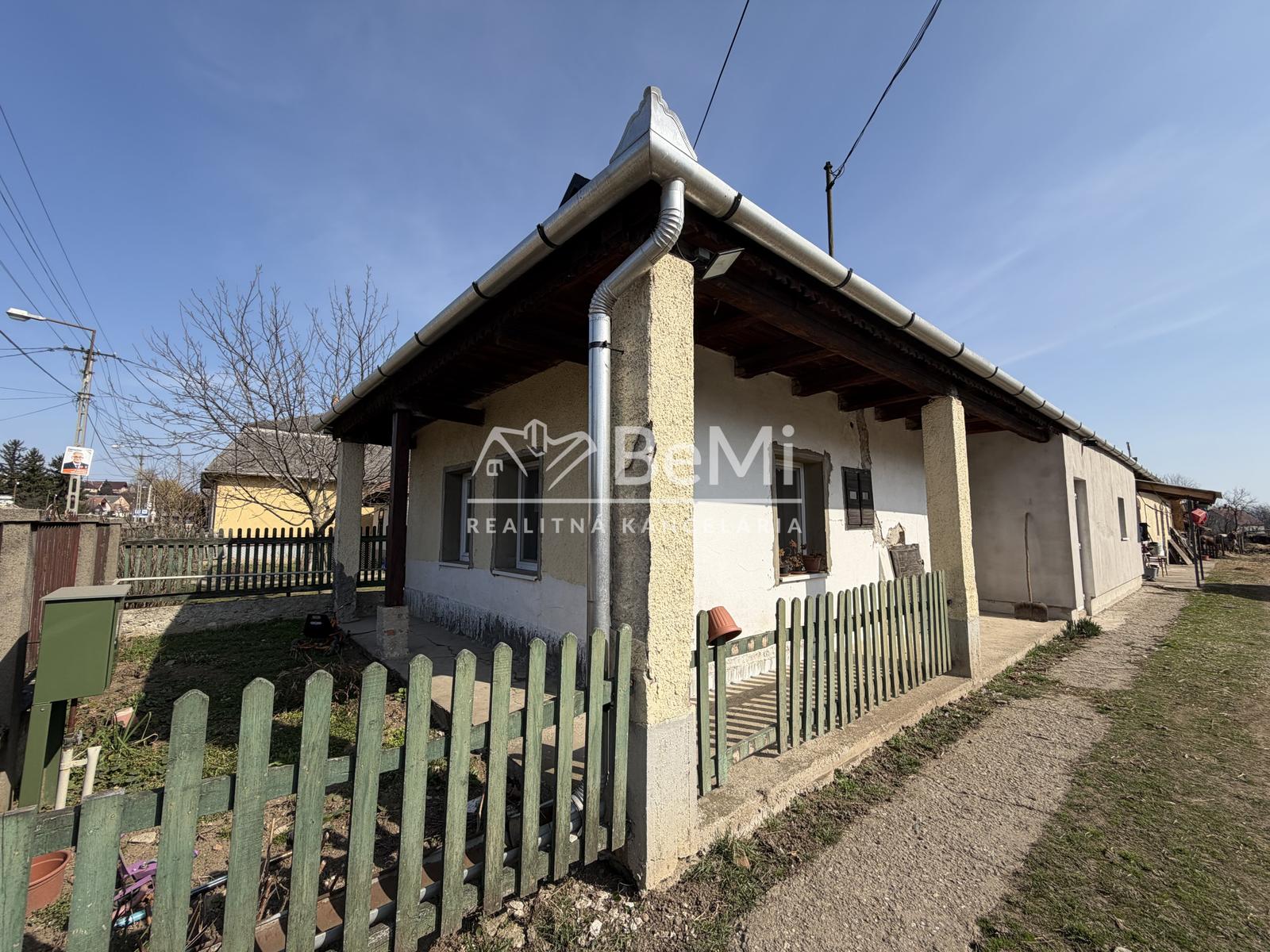 Rodinný dom v obci Forró v Maďarsku s pozemkom 3500m2-Predaj
