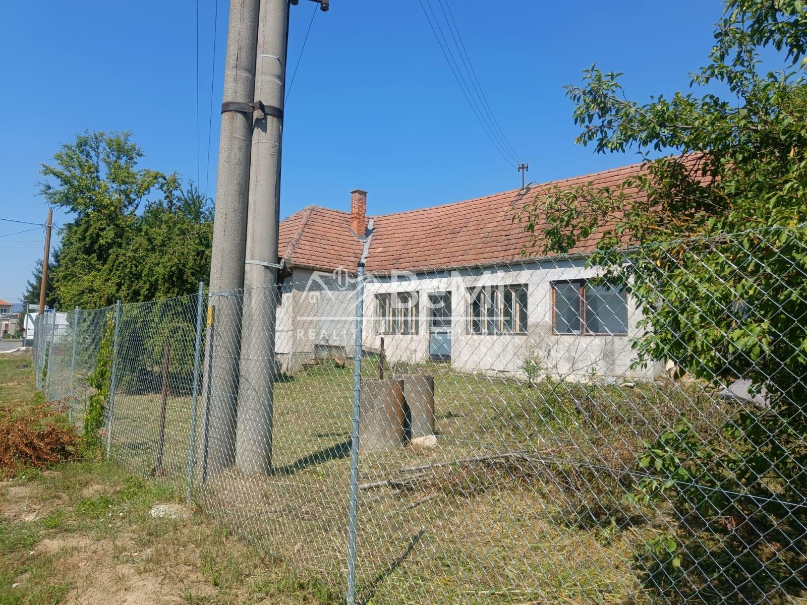 Exkluzívny predaj: 5-izb. dom v Kuzmiciach, pozemok 728 m² 023-12-RAKOE