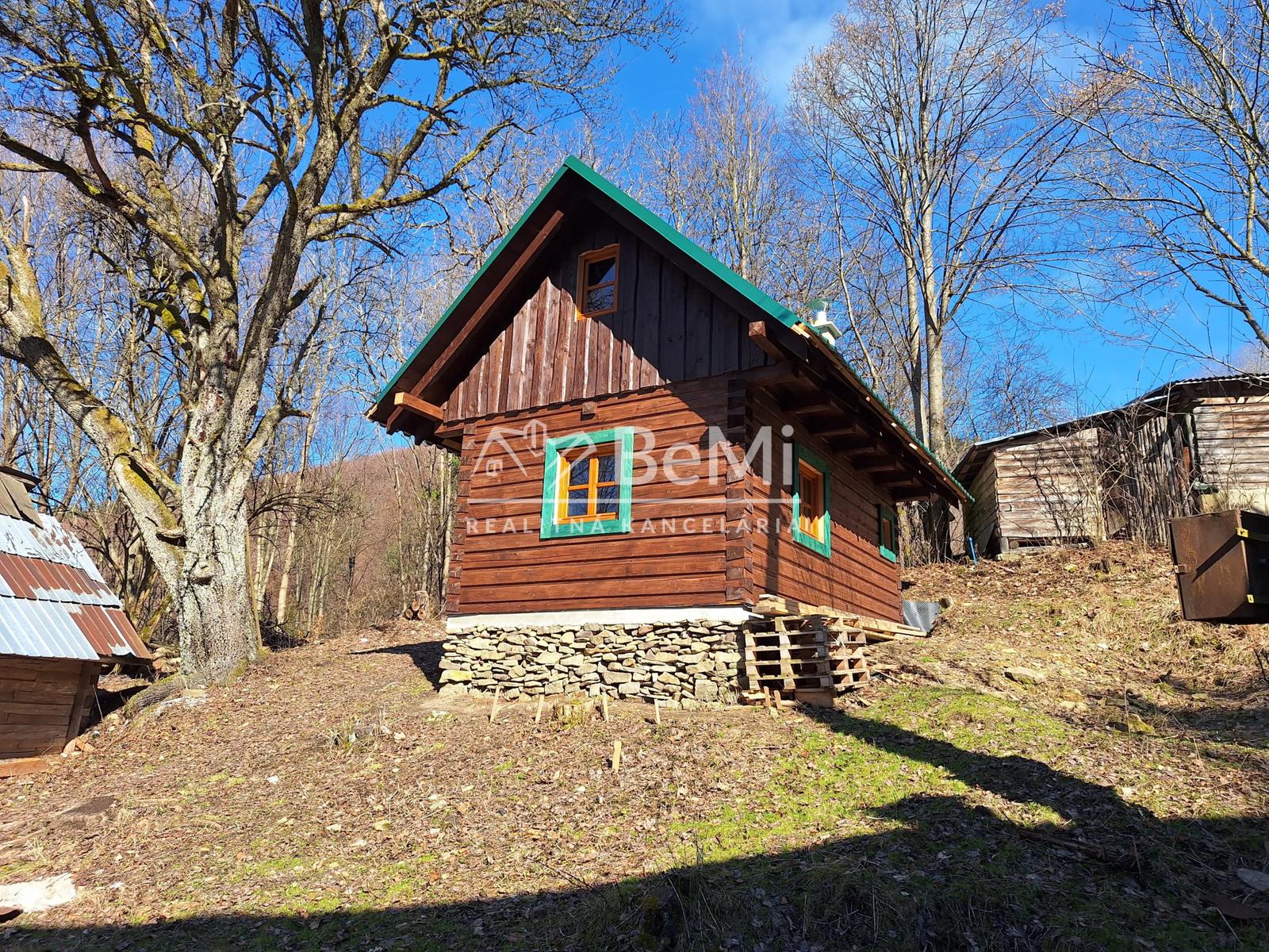 Predaj: Chata s pozemkom 567 m2 ( 003-13-DAPA) – fotka 2