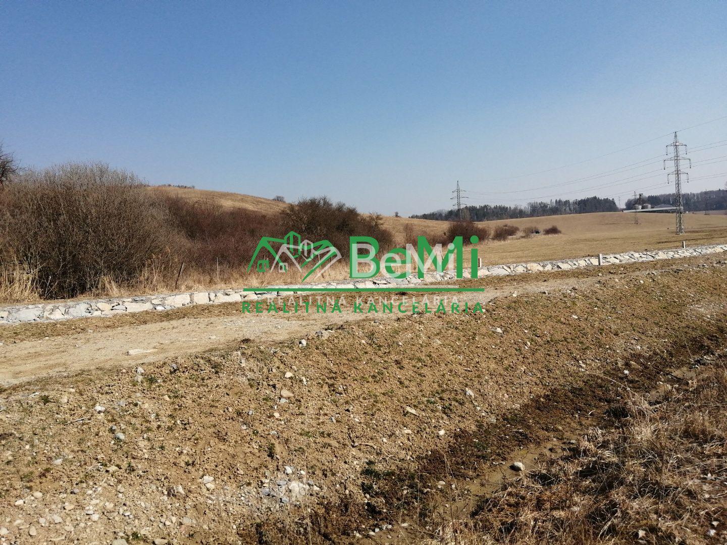 Predaj: Pozemok, 2662m2, Hôrky (091-14-MACHa)