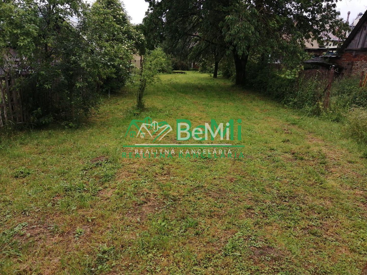 Predaj: Pozemok, 2943m2, Varín (121-14-MACHa)