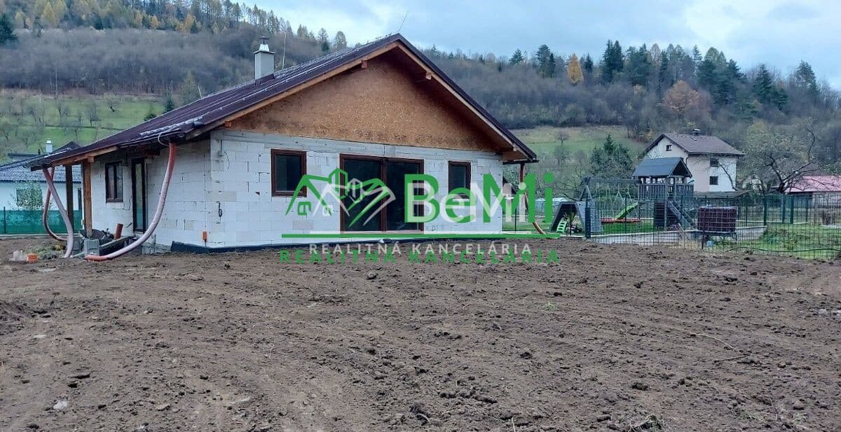 Predaj: Dom, Lopušné Pažite, okres KNM, 885m2(056-12-PEMOa)