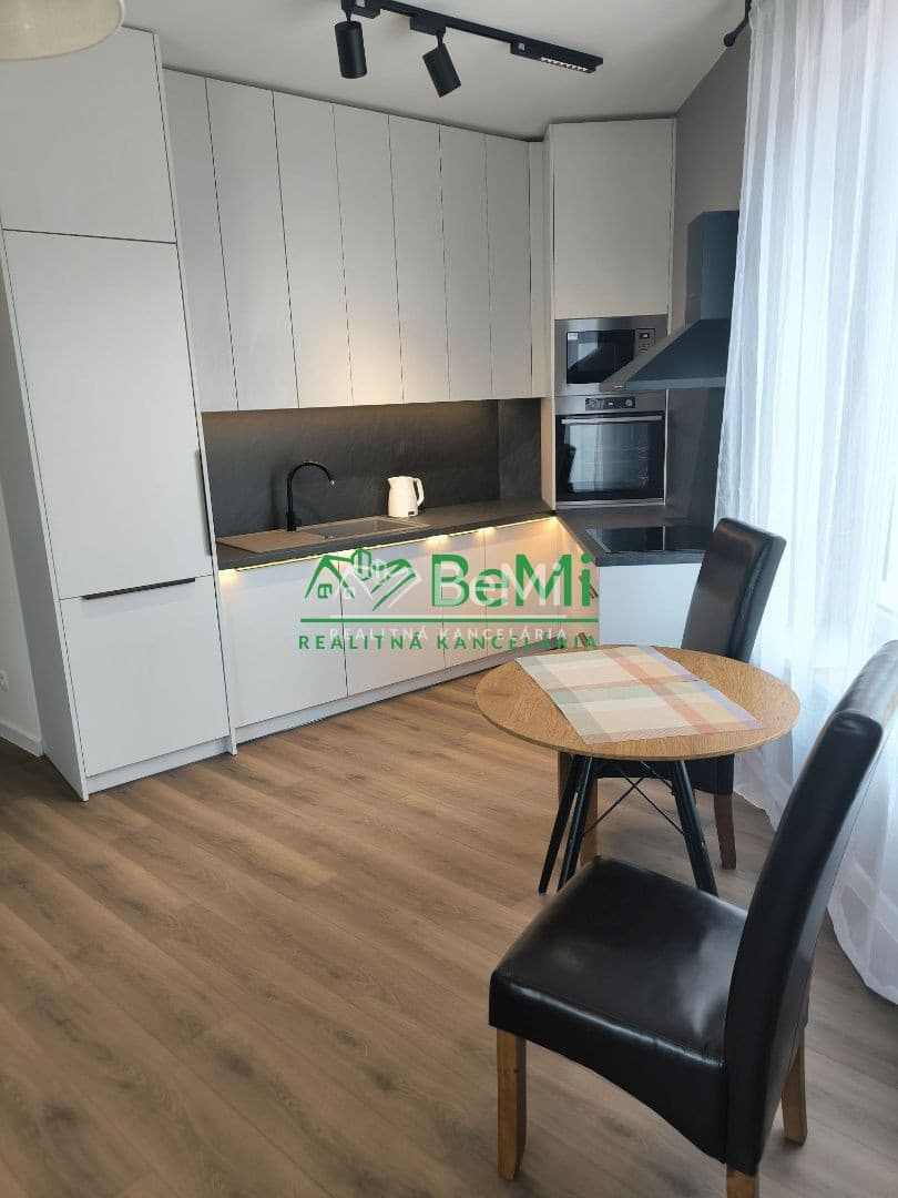 Predaj: 3 izbový byt, apartmán Čadca, 202,4m2. /byt č.24/ – fotka 2