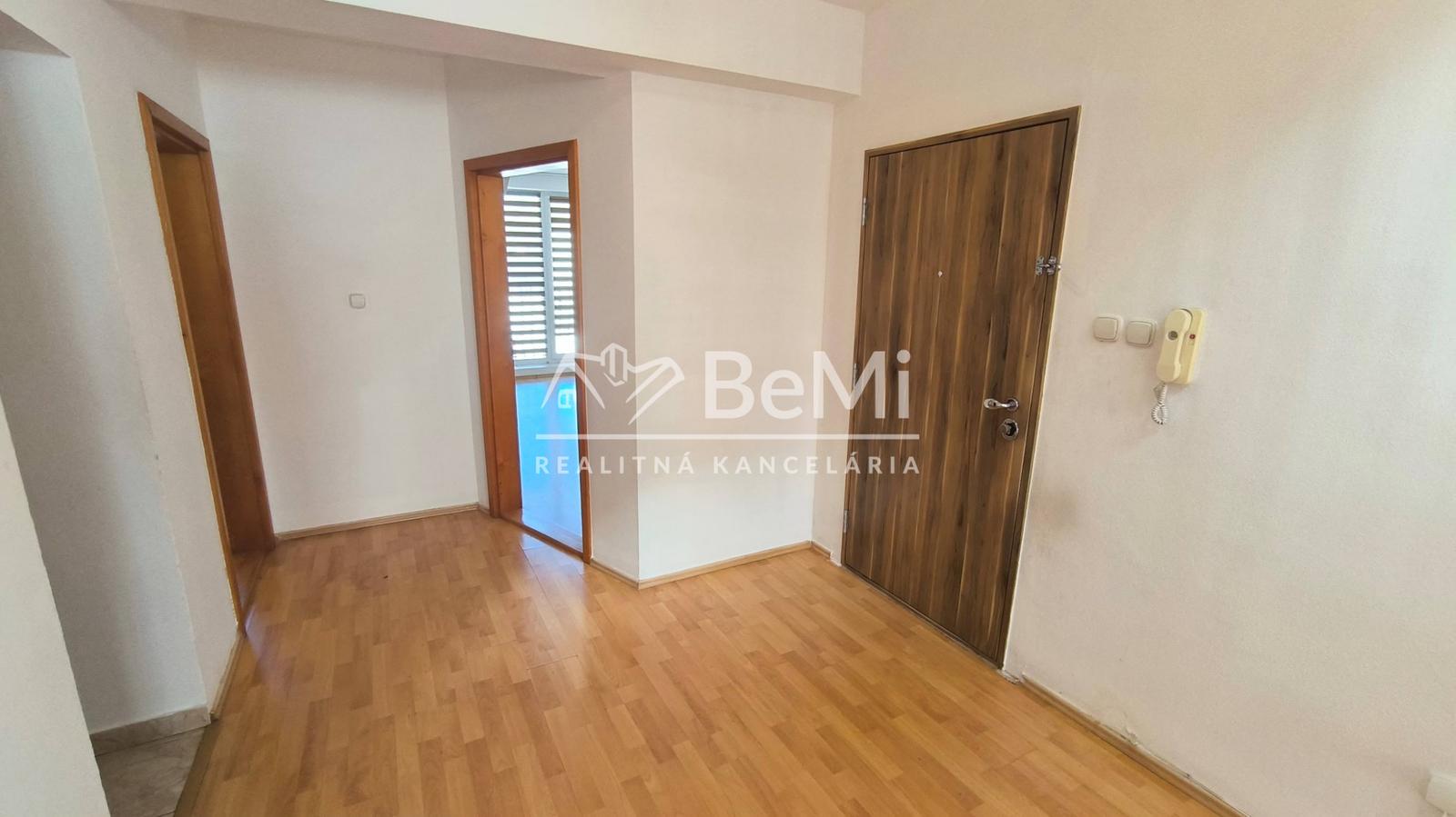 Predaj: 4 izbový byt - Mezonet Čadca, 142m2 (192-114-PEMOa) – fotka 2