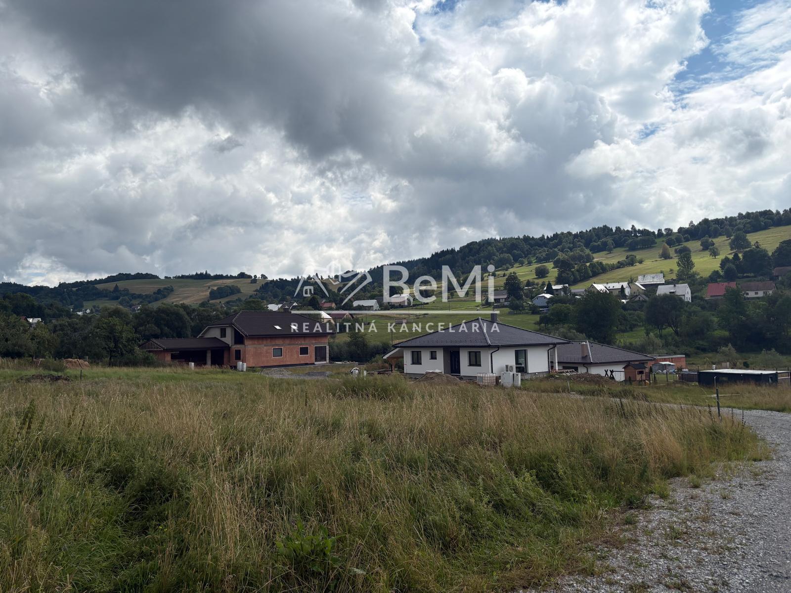 Predaj: Stavebný pozemok ,503m2, Skalité, okr. Čadca (270-14-MACH)