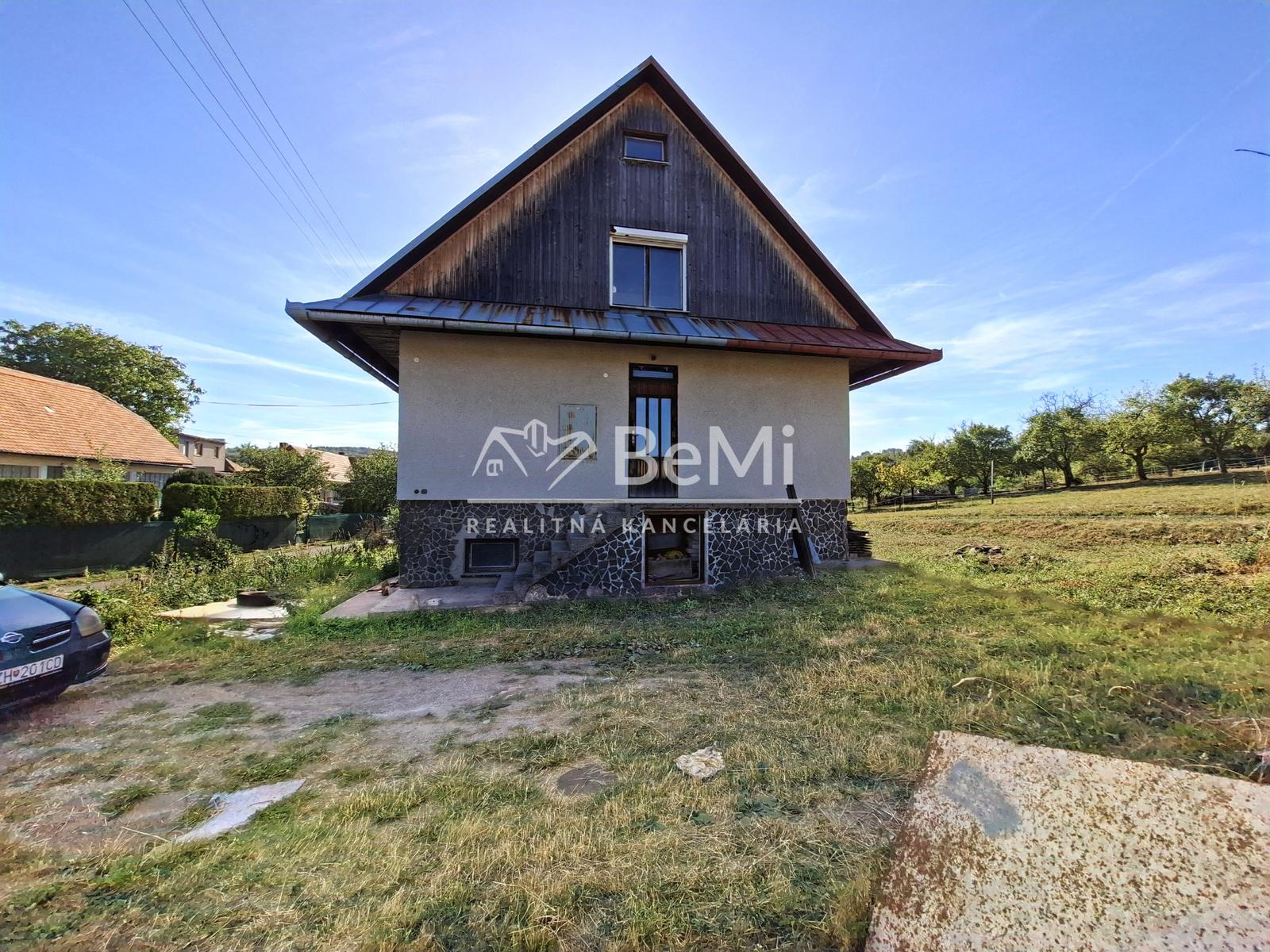 Predaj, rozostavaný trojpodlažný dom - Veľká Lehota (035-012-ZOLA)