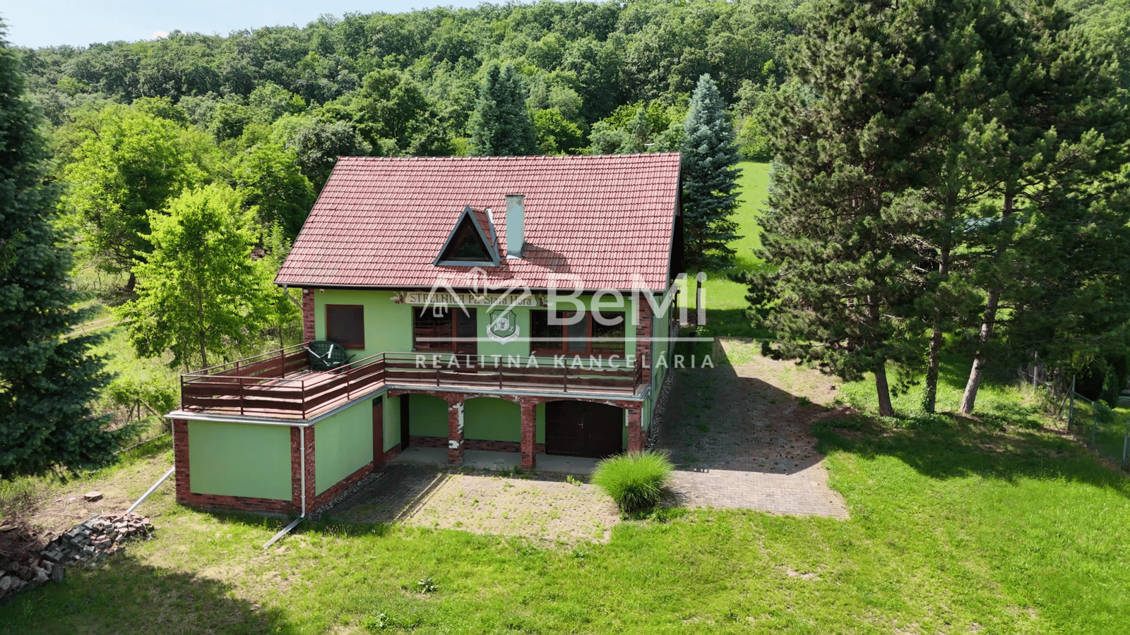 Na predaj Strelnica s poľovníckou chatou v okrese Hlohovec – fotka 2
