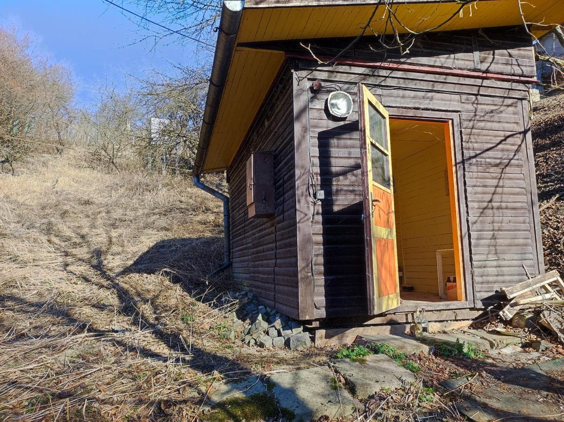 Záhrada s chatkou - Tormáš