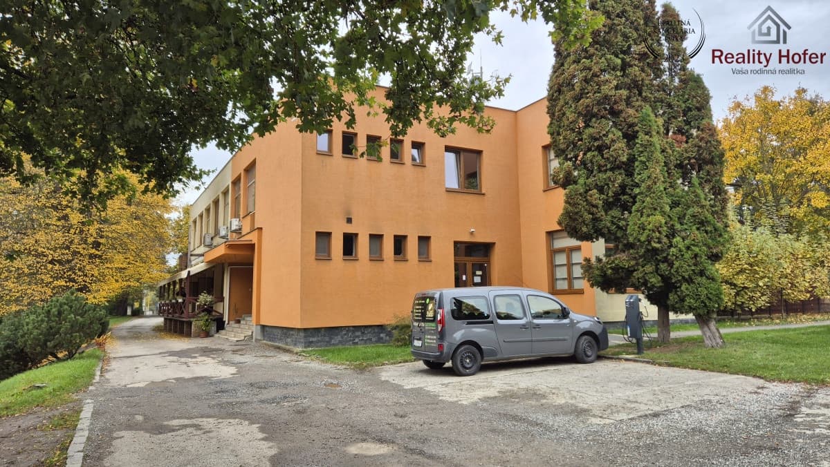Kancelárske priestory pre veľkú firmu, Nižná Šebastová, Prešov