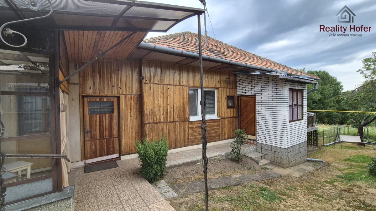 Starší rodinný dom, pozemok 918m2, Hermanovce, okr. Prešov