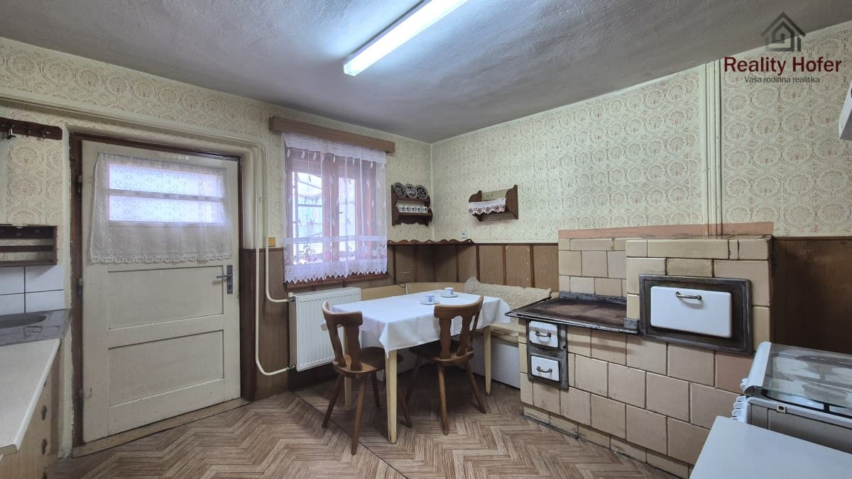 Starší rodinný dom, pozemok 918m2, Hermanovce, okr. Prešov – fotka 2