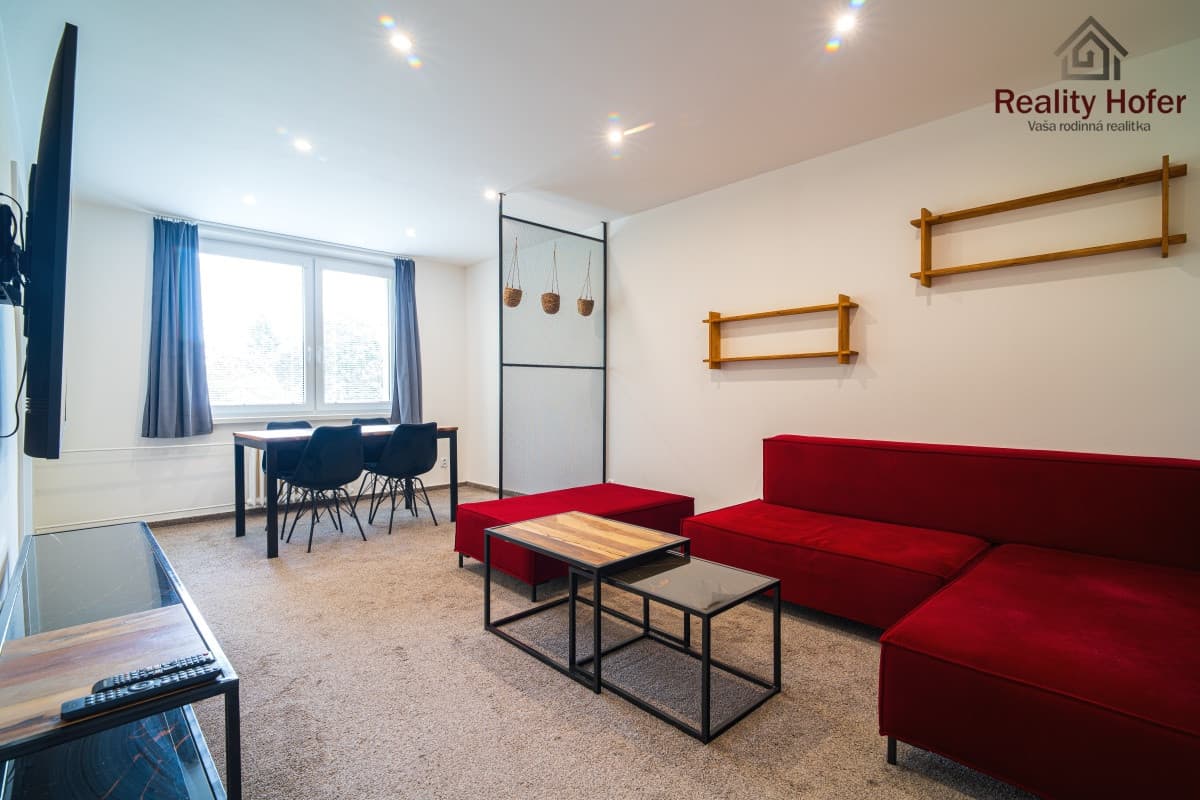 Zariadený 2 izbový byt, 66m2, loggia, ul. V. Clementisa, Prešov