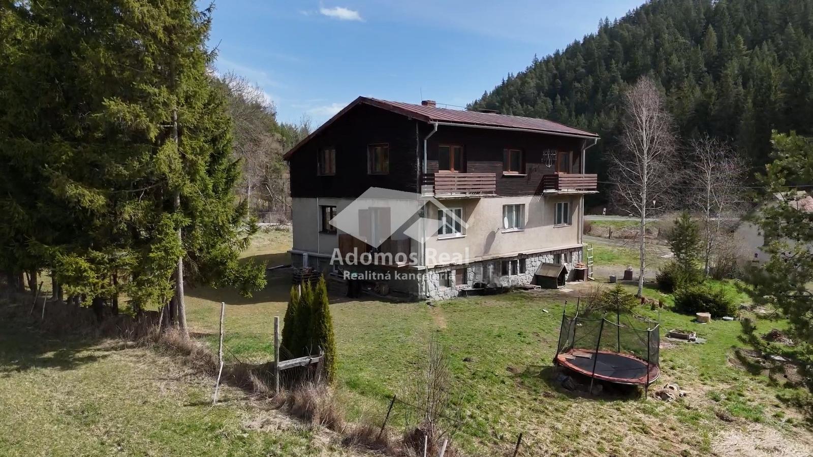 4 - IZBOVÝ BYT + GARÁŽ - ŠTRBA / HLAVNÁ