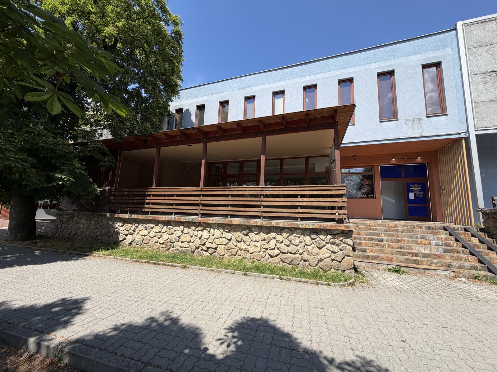 arete.sk - PRENÁJOM 75 m2 KOMERČNÉHO PRIESTORU V CENTRE, PEZINOK, JESENSKÉHO