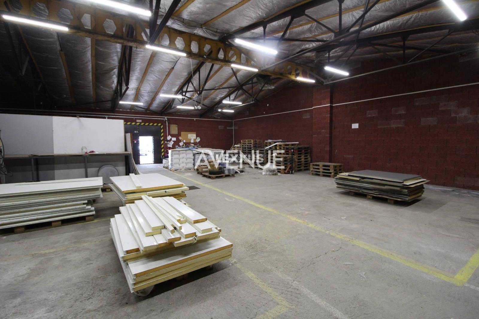 AVENUE | zateplená skladová hala v skladovom areáli, Bernolákovo – fotka 2