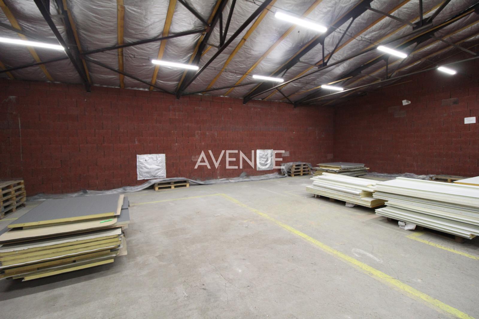 AVENUE | zateplená skladová hala v skladovom areáli, Bernolákovo